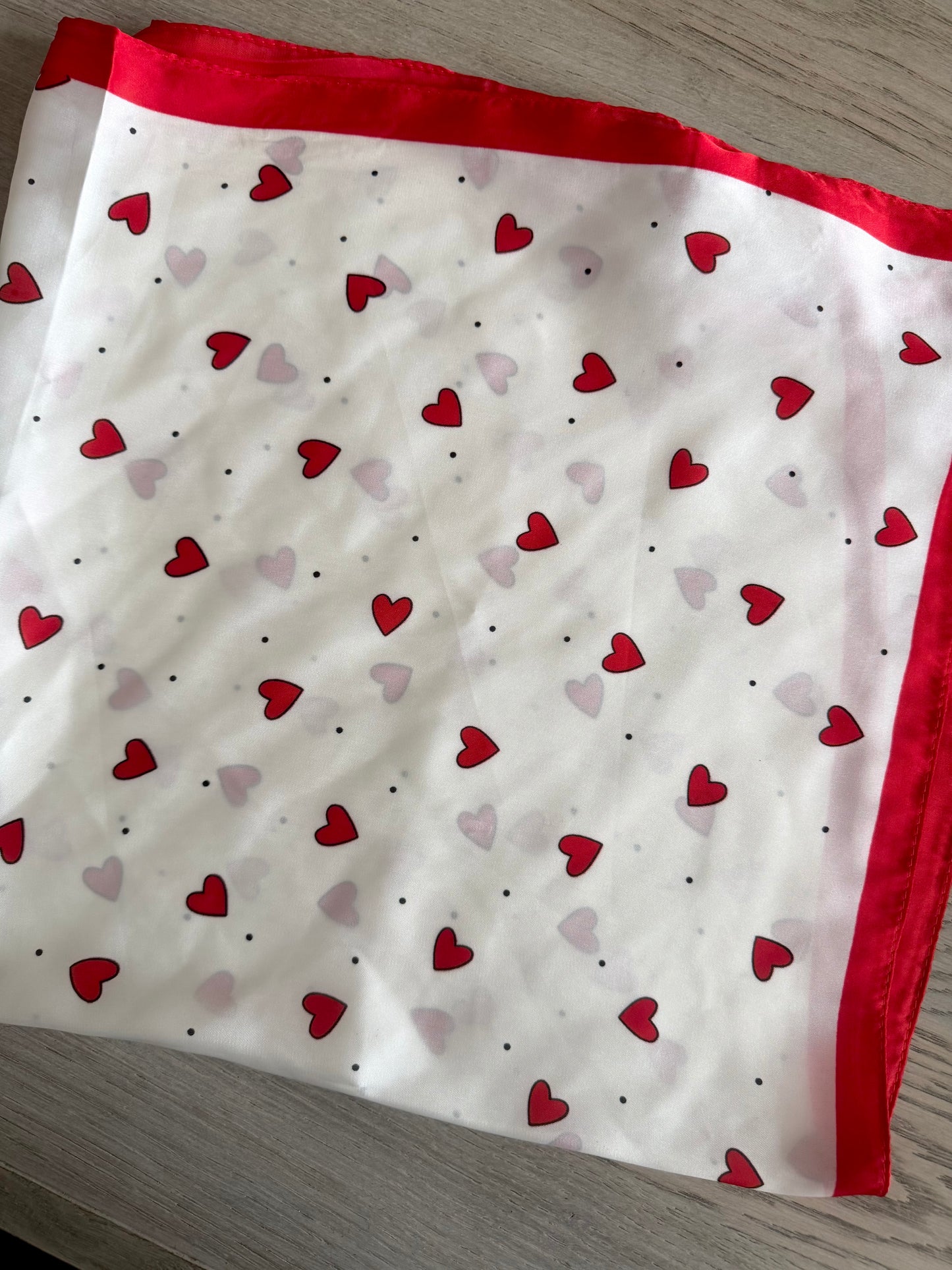 Foulard love rouge