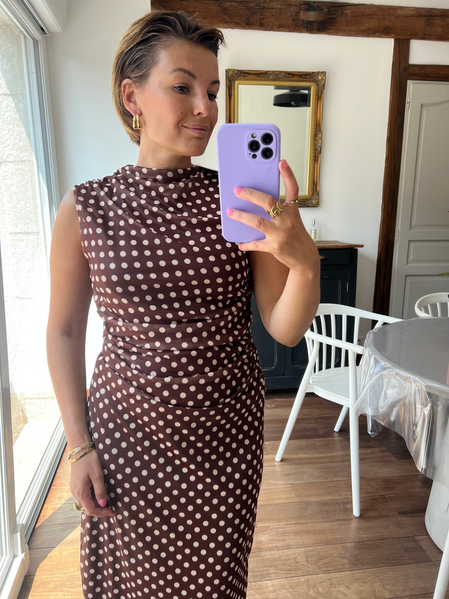 Robe Laora