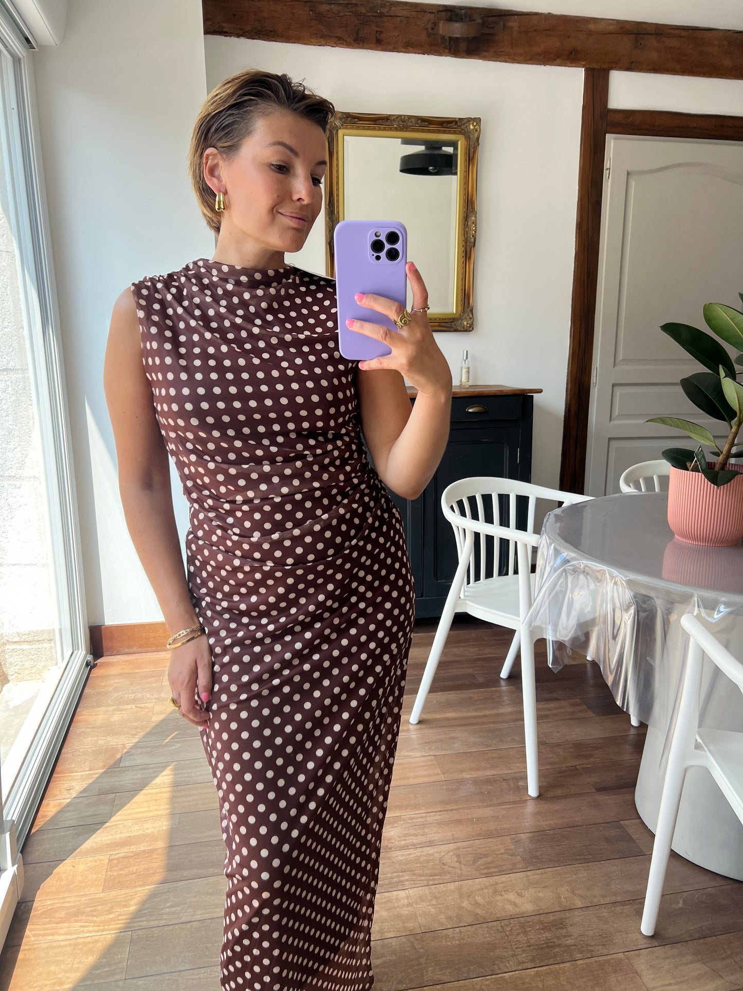 Robe Laora