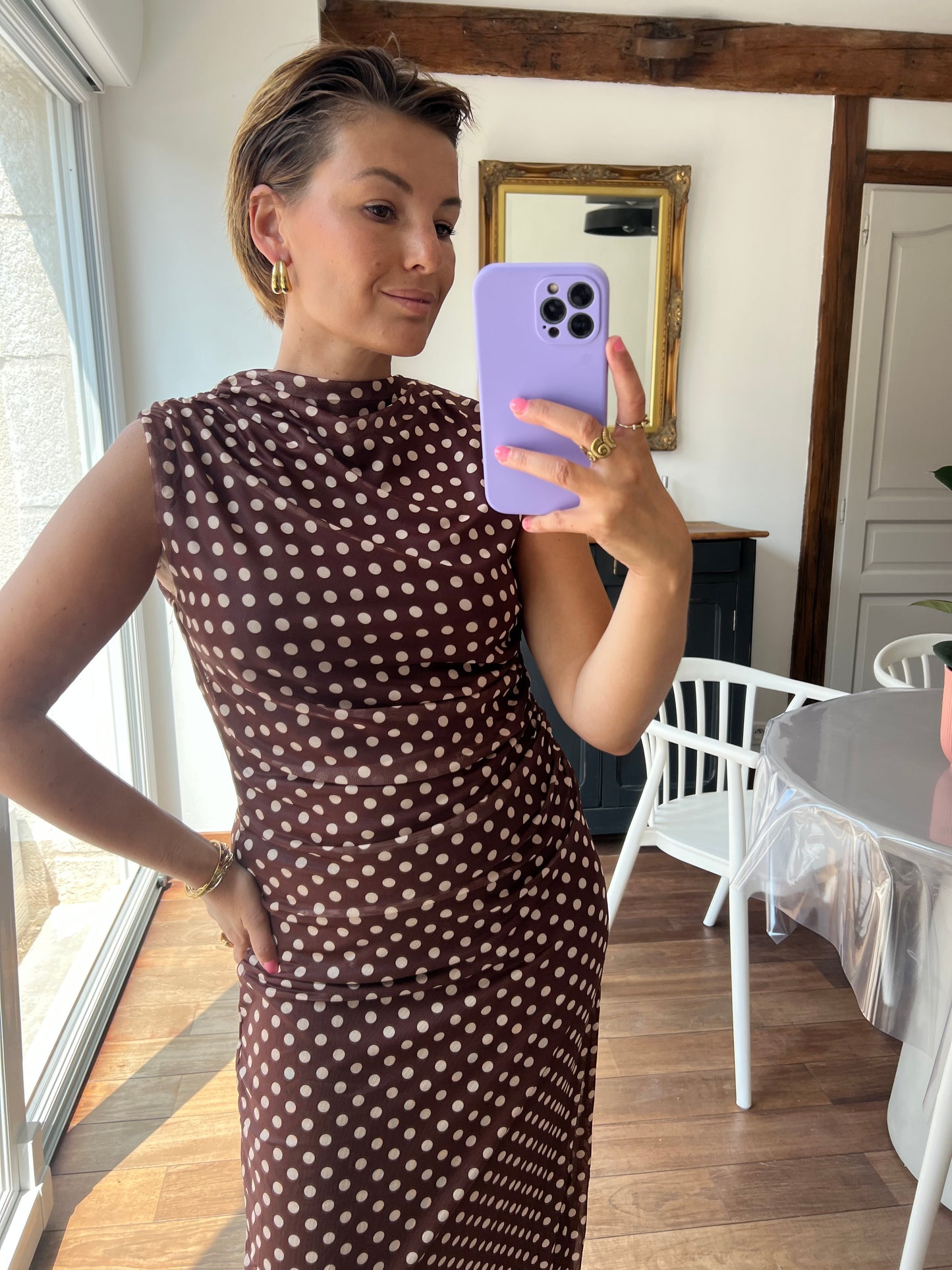Robe Laora
