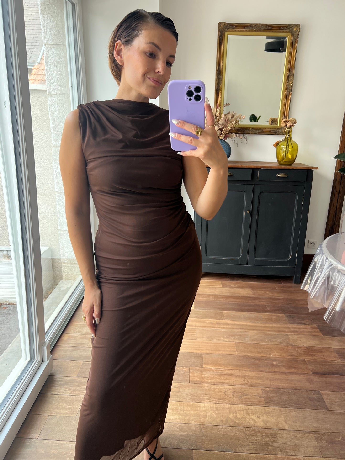 Robe Laora