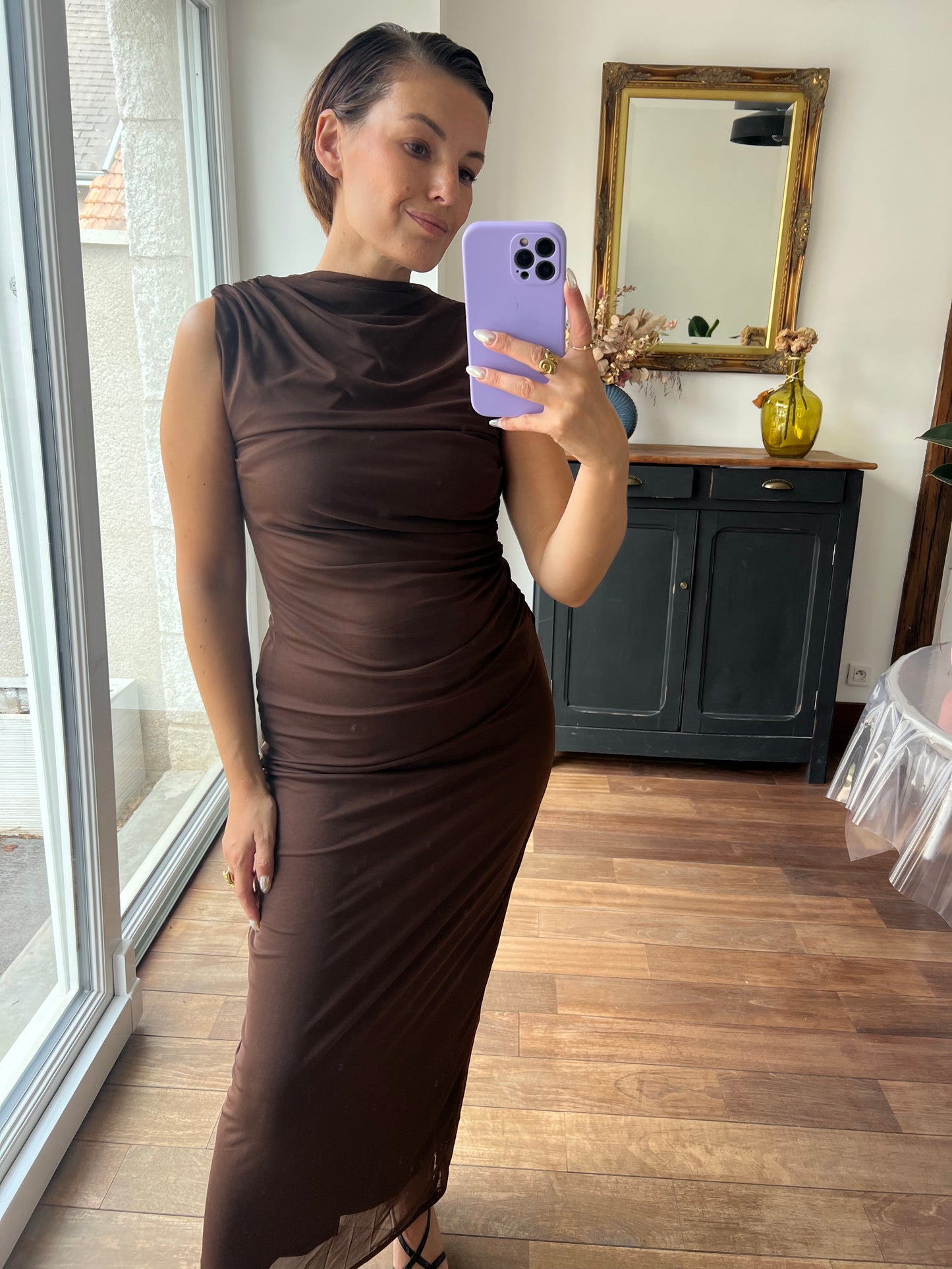 Robe Laora