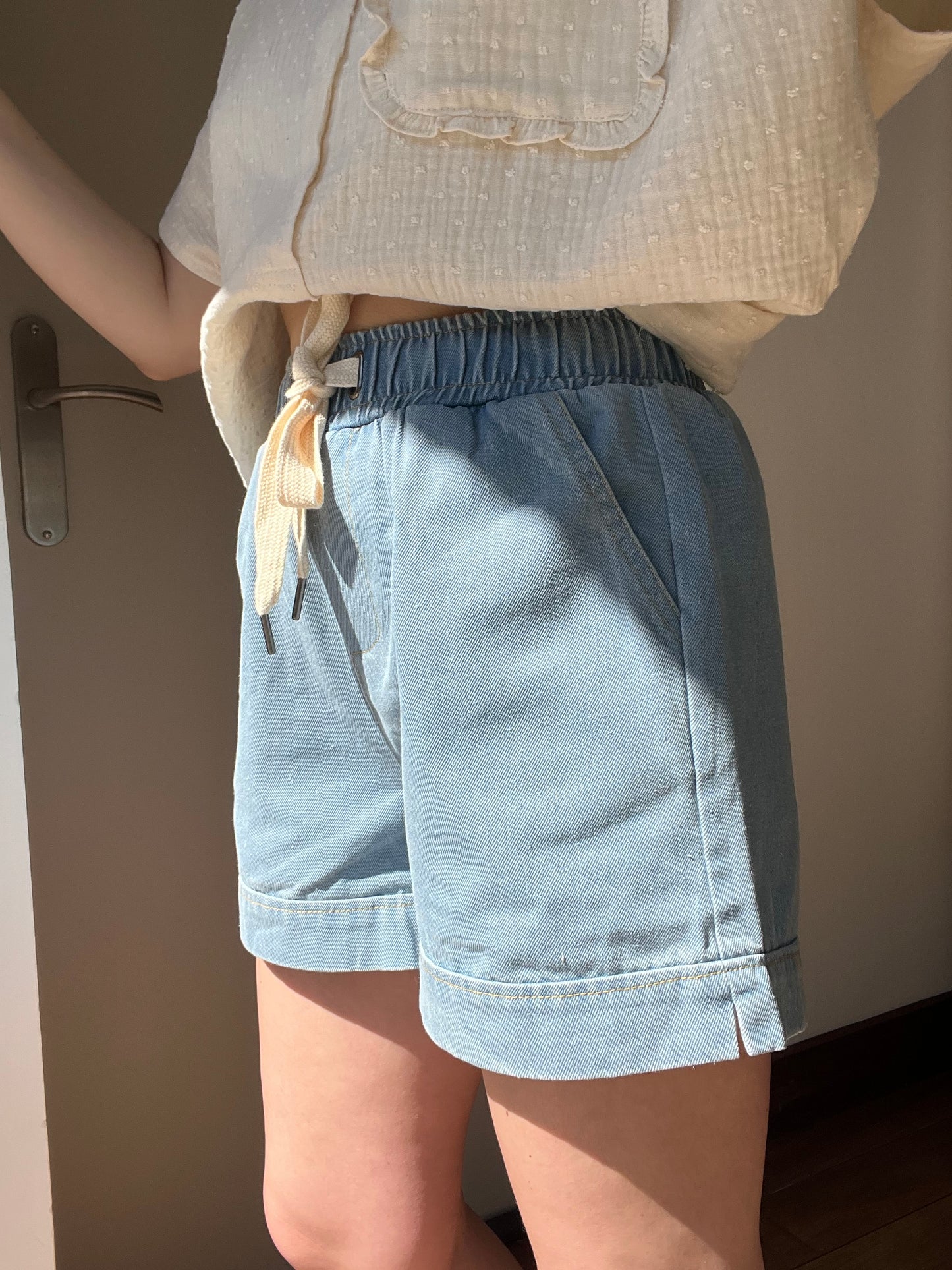Short Félix
