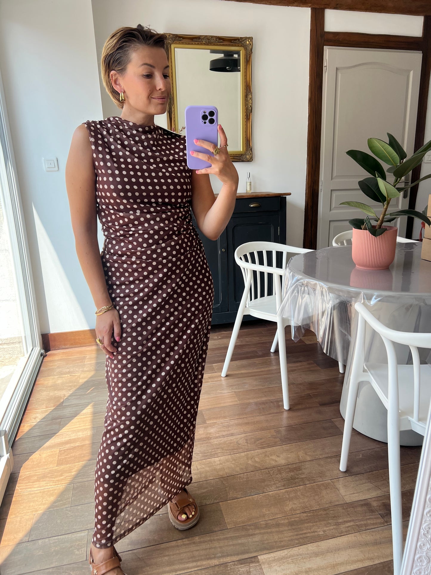 Robe Laora