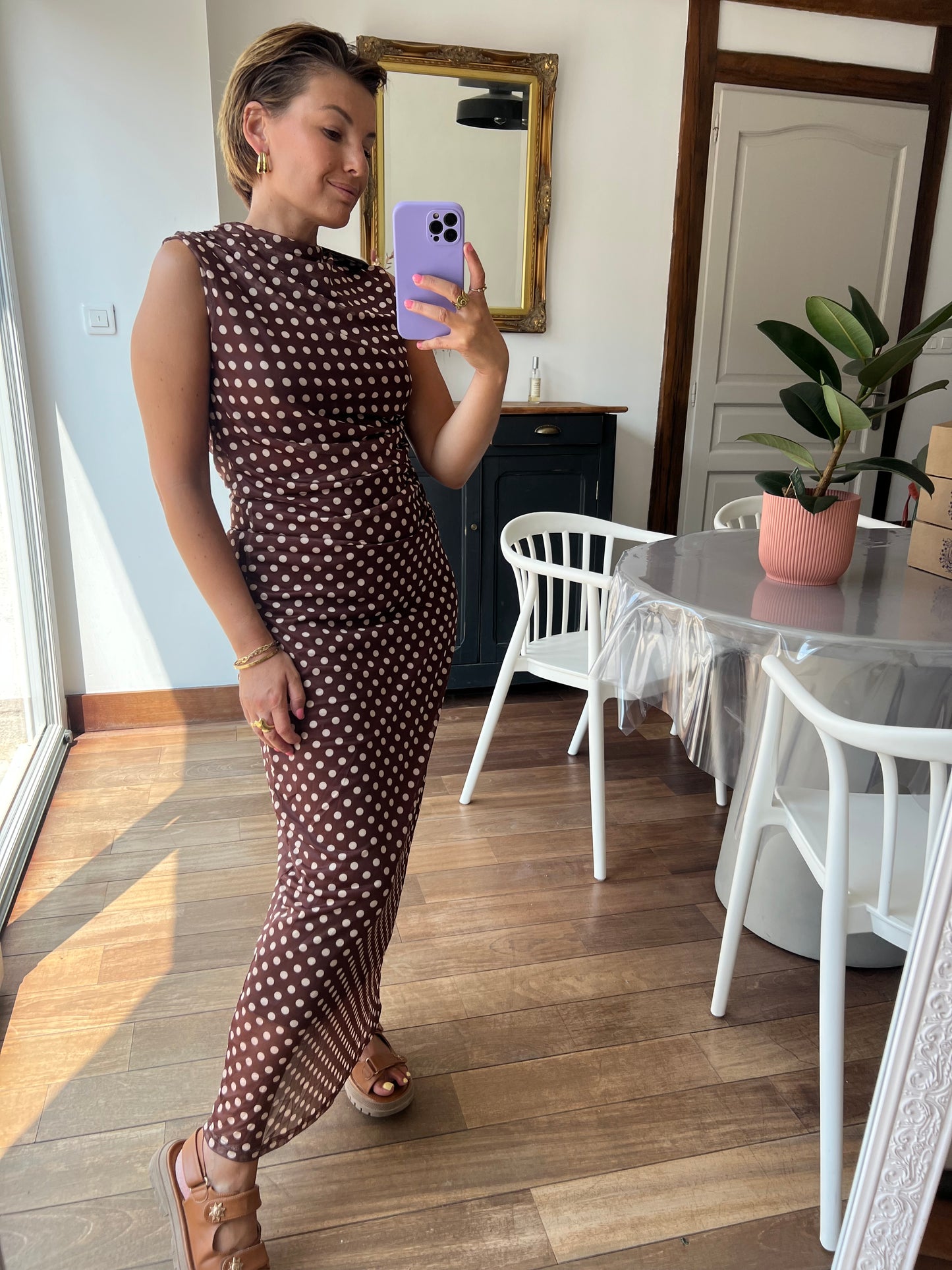 Robe Laora