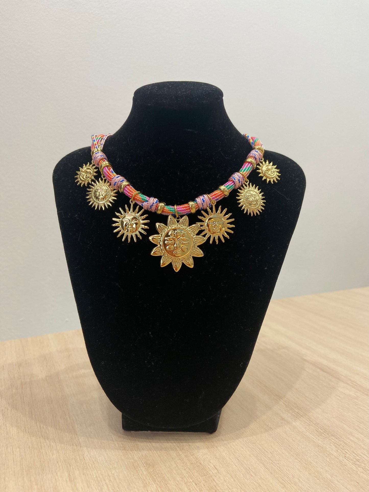 Collier Brilla rose