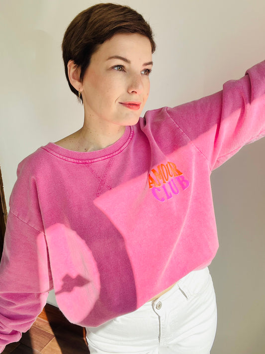 SWEAT AMOUR