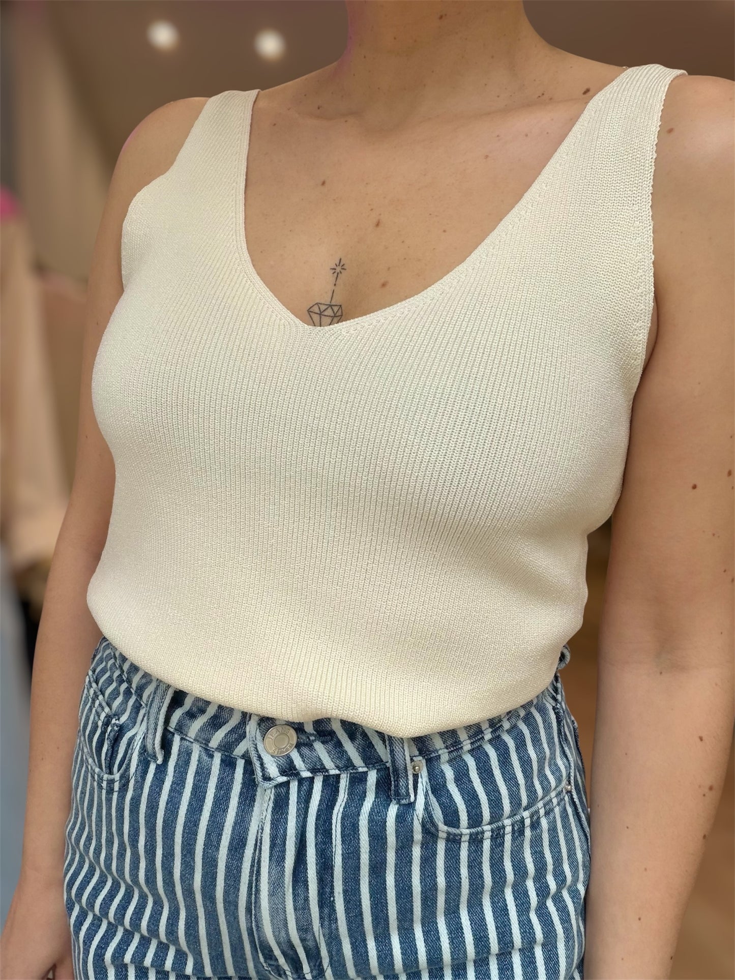 Top Yse beige