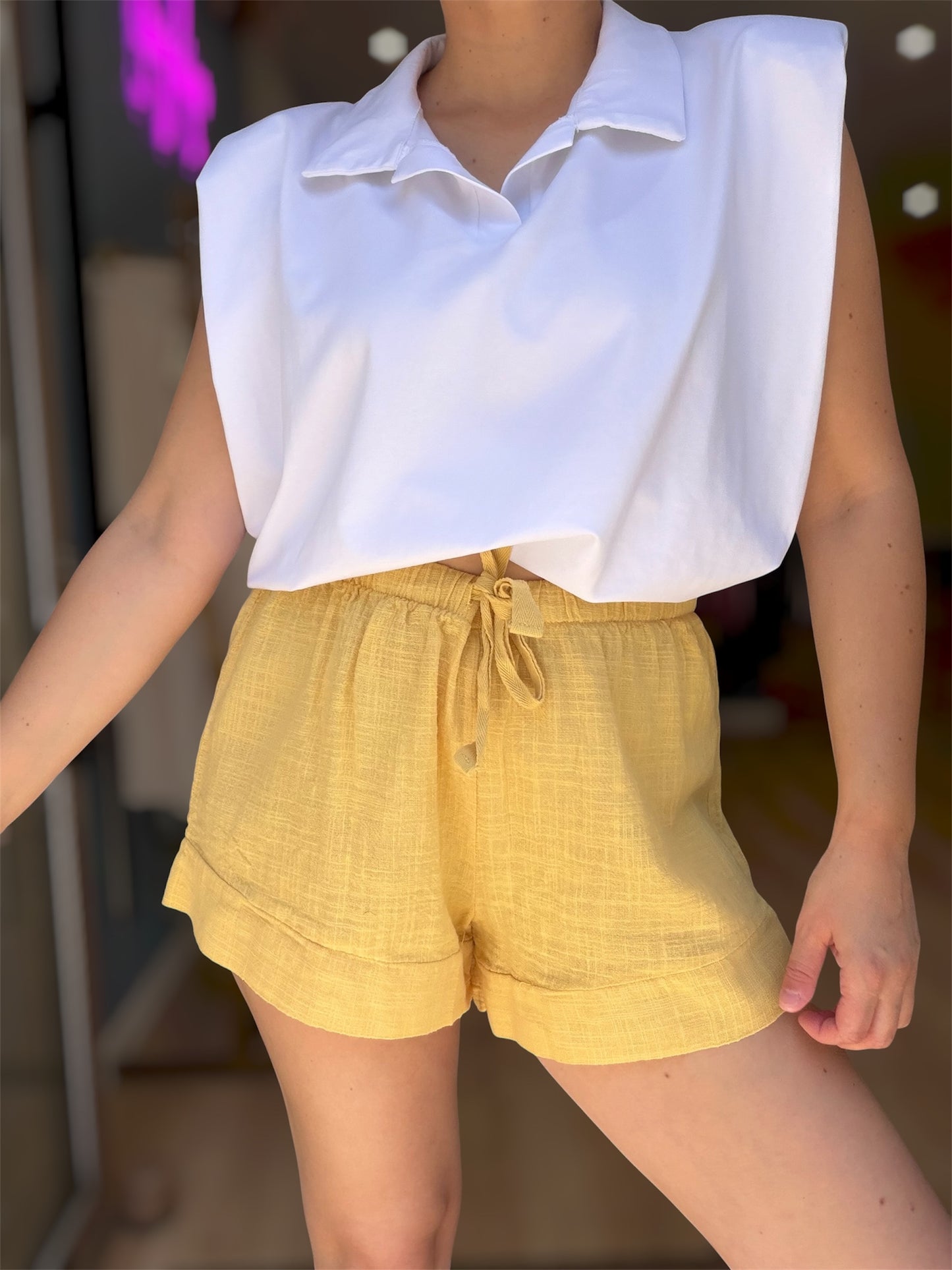 Short Max jaune