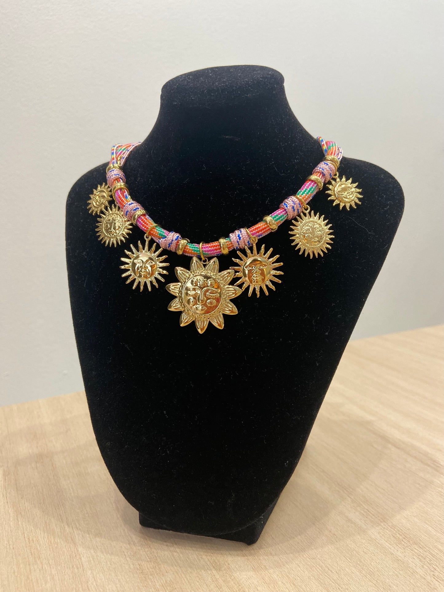 Collier Brilla rose